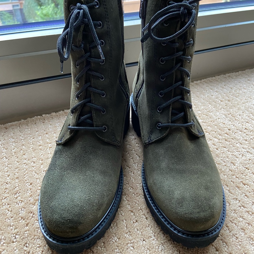 La Canadienne Cara Khaki suede combat boots